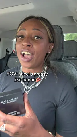 Okay, I am now officially pressed for this Black Magnet Soft Focus Powder by @carslan_us  #pressedpowder #settingpowder #facepowder #makeup #oilyskin 