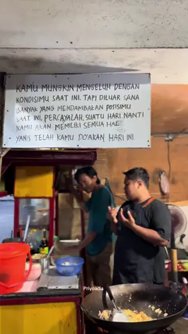 Semangat Cah ga pareng nyerah 🫂, Sopo ngerti Sesok Dungomu kawujud. Ammiinnn 🤲🏻. #quotes #katakata #video #beranda #capcut #tiktok #fyp #xybca #fyppppppppppppppppppppppp #jatimpride #jowopride #nganjuk24jam #nganjuk #selfreminder #tiktokviral #kediri #kediri24jam #sukomoro #xyzabc #CapCut 