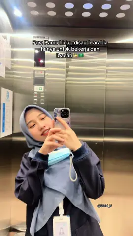 Kalau merantau ke saudi arabia kita usahakan hidup tetap dijalan Allah yaa🤗✨🇸🇦🕋 #nurseksa🇸🇦 #mekkah #perawat 