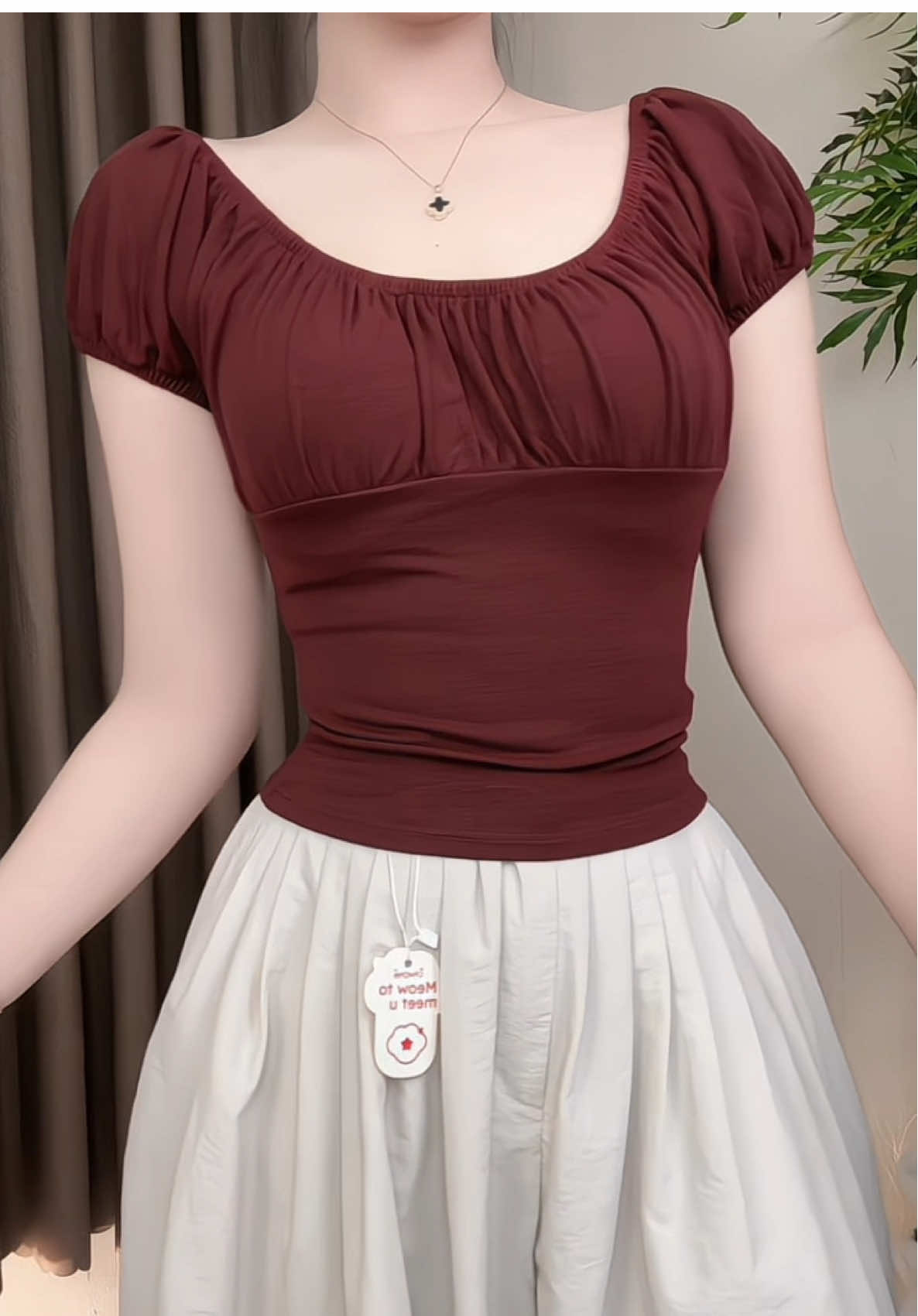 Cả màu và form đều rấc ưnggg