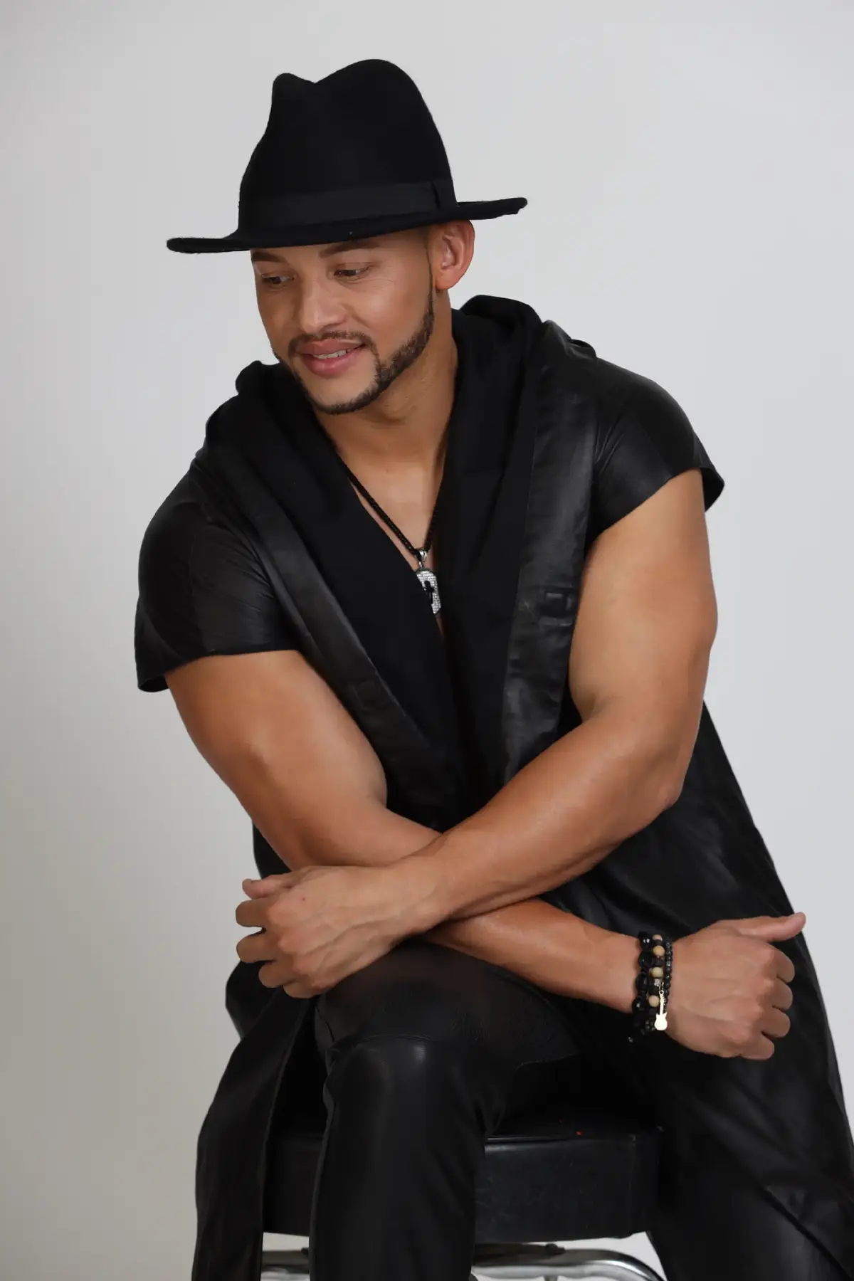 Dios bendiga a cada unos de nosotros  hoy mañana y siempre. FF,,,