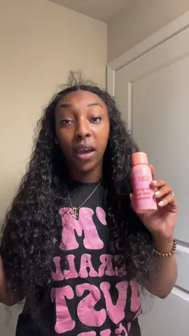 I love a good lace spray 🤌🏾 #wig #lacefrontwig  #holdingspray #lacespray 