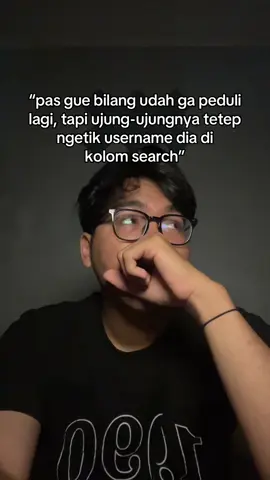 dia lagi apa ya