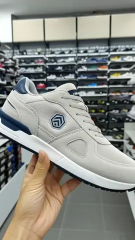LARNMERN Safety Shoes Mens Sneakers Steel Toe Construction AntiStatic Work Shoes Pria L9096 Grey Kerja Wanita #sneakers #sepatupria #sepatuoriginal #fyp 