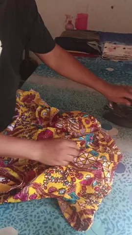 cara setrika baju dinas perempuan  #ucitrikalaundry 
