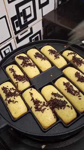 cetakan kue pukis, happy call kalau udah ada cetakannya dijamin bakalan sering bikin kue pukis #cetakankuepukis #happycall #kuepukis #fypage 