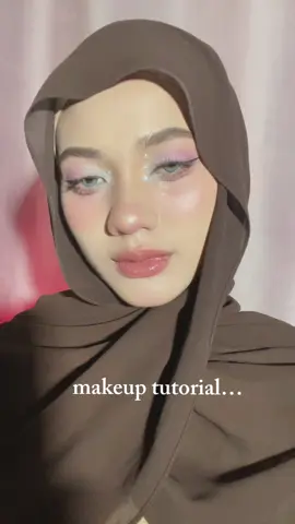 doing silent makeup, tapi ada lagu sikit please don’t judge me 😔  #carslan 