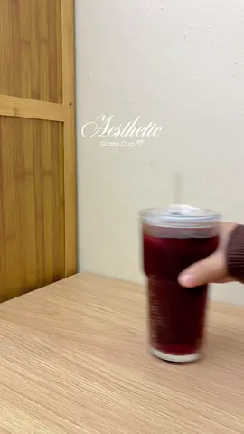 aesthetic glass cup with straw 🤍 #aestheticcup #glasscup #aestheticglasscup #cawanaesthetic 