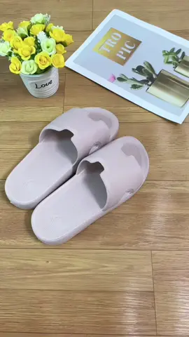 Dép gì vừa xinh vừa bền giá lại cực hạt dẻ. #giaydep #xuhuong #giaydepxinh #depxinh #depnu 