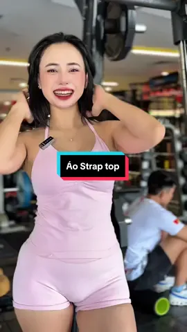 Thiết kế đơn giản, gọn gàng – strap top dễ phối với quần tập và phụ kiện. #vothao #dotapgymnu #straptop #quantapgym