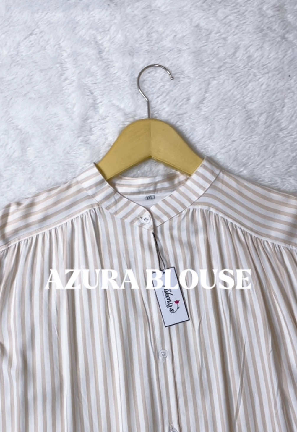 kenalin nih kemeja salur yang bakal jadi fashion statement kamu 😍 dengan bahan rayon premium yang super adem ✨ kamu bisa tetap nyaman dan bebas bergerak seharian 🤩 #atasanwanita #kemejawanita #kemejacantik #blousemurah #kemejasalur #kemejastripe #OOTD #ootdfashion #outfitinspo #fyp 