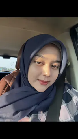 good luck forgetting my eyes