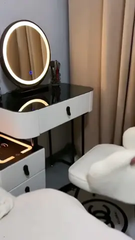 Bàn trang điểm đèn 3 chế độ, loa bluetooth, sạc không dây 👍🏻 #xuhuong #fyp #giadungtienich #giadungthongminh 