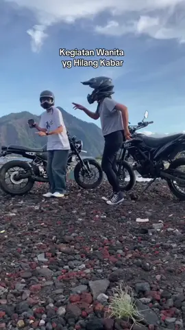 Ride • Ketawa ketiwi • jajan.. #supermoto #xsr #xsr155 #supermotoindonesia #klx 