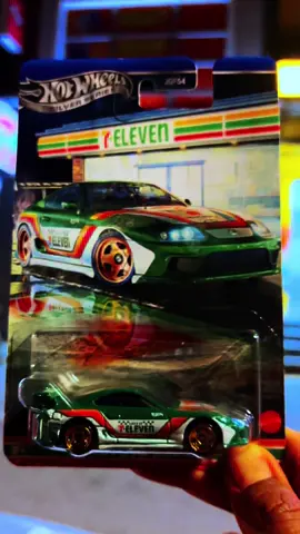 Memang lawa kalau tangkap gambar kete ni dpn 7e rupenye.. 😂 Tq king @derrikleow.ss belikan kt US.. 🫡😋 #hotwheels #supra #7eleven #hotwheelsmalaysia #mk4 