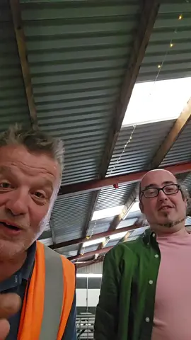 📰 Met Up with John from BikersMag.co.uk! 🏍️ Had a great catch-up with John earlier – chatting all things No Bull, bikes, and that unbeatable weekend vibe. He’ll be here all weekend, soaking it all in and capturing the spirit of the rally – so if you spot him around, give him a wave and say hi! 👋 Always a pleasure to welcome good people (and proper bike lovers) to Penmaenau Farm. Let’s make this one to remember! No Bull – Just Beer, Bikes & Great Company. #NoBull2025 #BeerAndBikes #BikersMag #JohnsInTown #WeekendVibes 