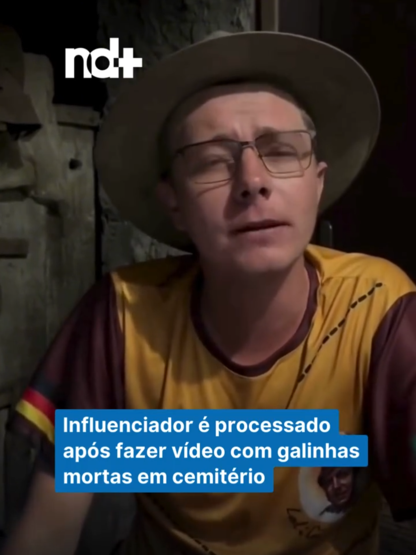 O influenciador Loli Güstavo Gebien, de Timbó, se pronunciou no domingo (17), após ser alvo de processos em virtude de um vídeo publicado nas redes sociais, onde relatou ter encontrado três galinhas mortas em um cemitério público. Segundo ele, no local estão sepultados o pai e o avô e considera um desrespeito aos frequentadores tal cenário. O primeiro vídeo sobre o episódio, publicado em 10 de agosto, acumula mais de 823 mil visualizações e 61,6 mil curtidas, além de gerar centenas de comentários de seguidores também revoltados com a situação. 📹 Reprodução/Redes Sociais/ND #polemica#viral#noticia#influenciador