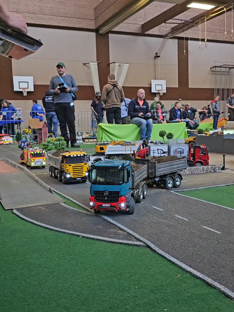World of RC Trucks 🎮🎬 . . #rc #rctruck #rccars #rccar #rccommunity 