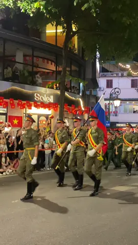 Khối quân đội ae liên bang nga