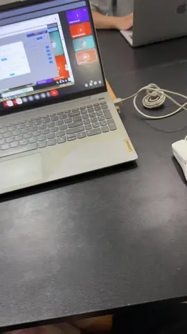 Thầy vũ có đón không, trò bay vào #Marketing #DigitalMarketing #Branding #ChiếnLượcMarketing #QuảngCáoOnline 