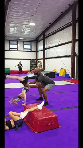 backhandspring to hands fail.  Jesus take the wheel! #bhs #fail #heartattack #jesustakethewheel #ffs 