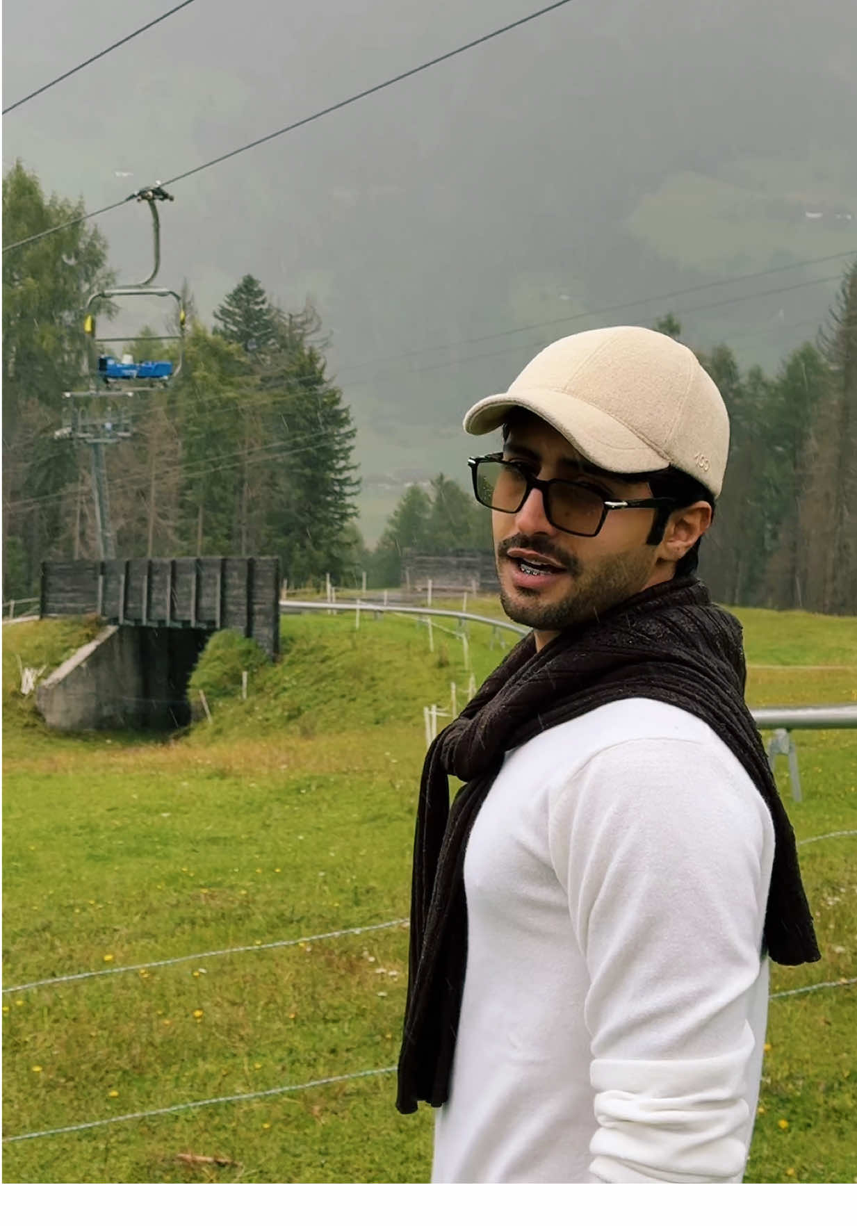 البارت المناسب يوم شفت التلفريك 😃⛷️،، #الشمال_الايطالي 🇮🇹 #سان_كانديدو #منصور_ال_زايد 