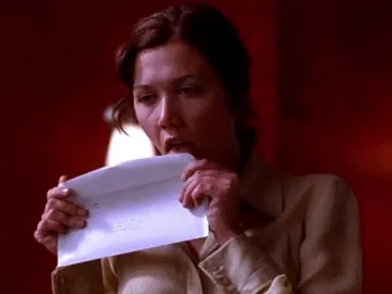 who gets it #thepianoteacher #bluevelvet #secretary2002 #nichetok #secretarylover01 