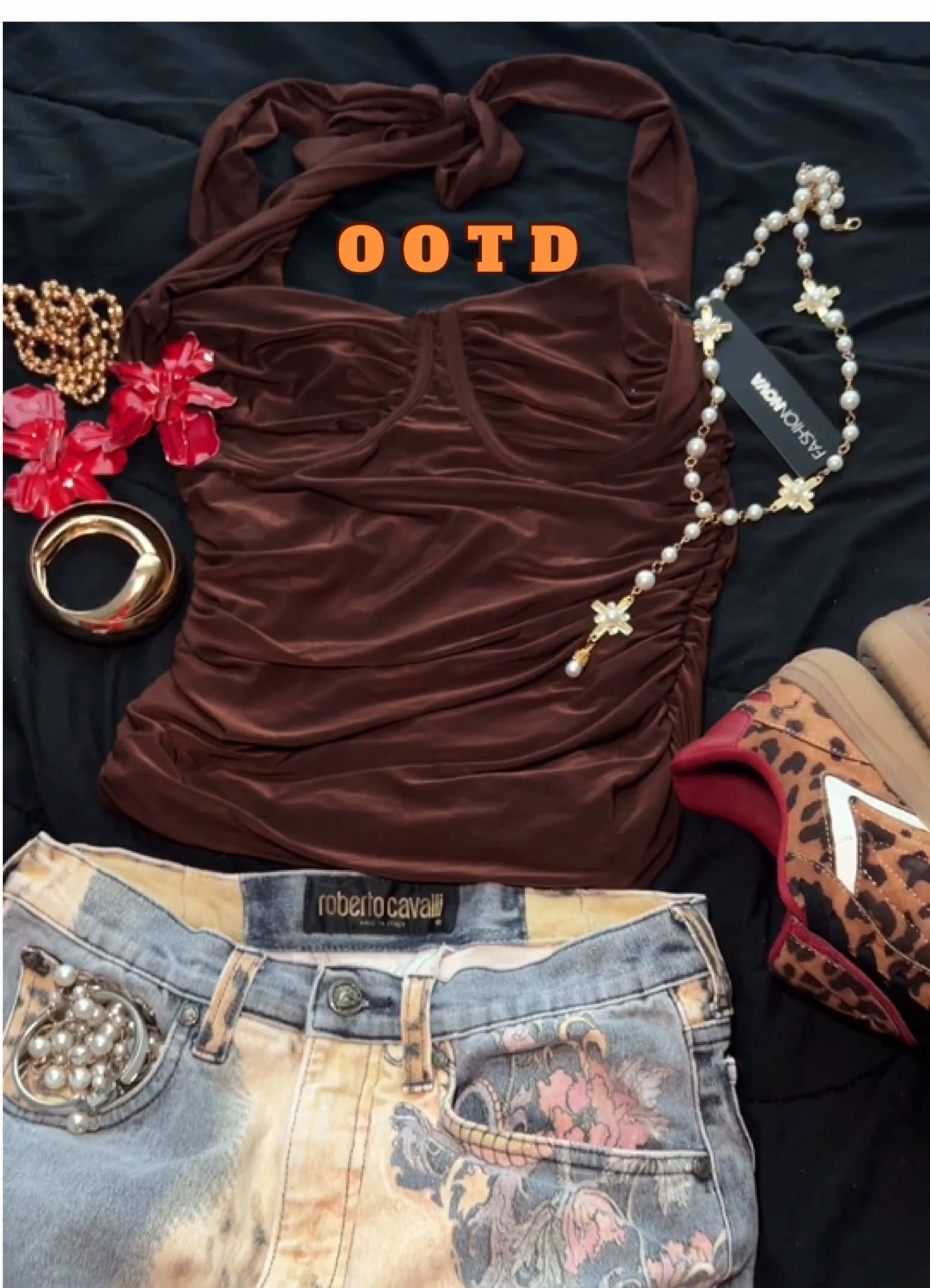 My outfit for BIG TIME RUSH ateee down🥰 @Fashion Nova  #OOTD #bigtimerush #xyzbca #fyp #concertoutfit 