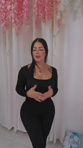 Hay una oportunidad que está tocando tu puerta 🚪✨ y yo la tengo en mis manos para ti. ¿Te atreves?  #AtréveteHoy #keilaalicea #barradenutrición #toabajapr🇵🇷 #🤍 