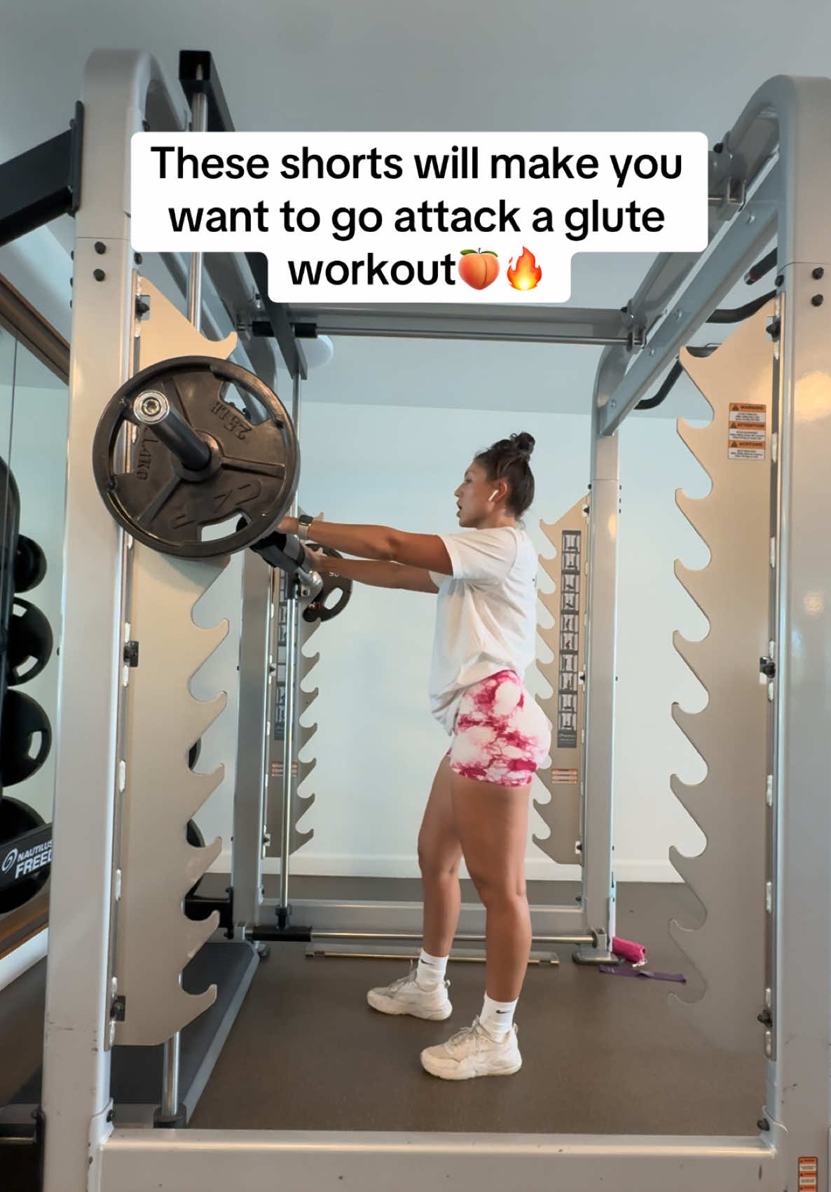 No seams, 4 way stretch, sweat wicking and booty lifting!! Free shipping for all orders too!!🔥🔥 #gymfit #workoutshorts #gymshorts #gymgirl #GymTok 