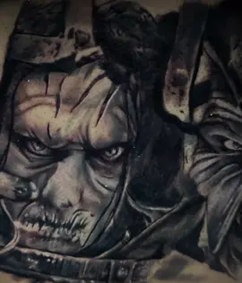 @RahTheVillain ate down on my new back piece yesterday 😮‍💨 he definitely the best hands down. I’m obsessed 