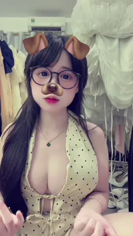 tịch thu hết điện thoại mấy đứa chưa chịu ngủ 😀#chiyeuminhanh 