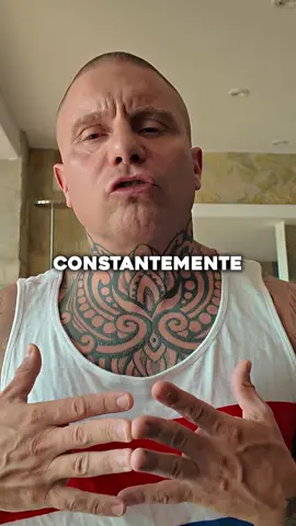 📺 No paran de meterte en la cabeza que la solución es meter más cosas. 💊 Medicación, parches, distracciones… pero la realidad es otra. 🧘‍♂️ No se trata de añadir, se trata de quitar. De limpiar por dentro, trabajar lo mental y lo espiritual. Si quieres salir de tu adicción y que te ayude con ello, comenta la palabra ACCIÓN para empezar.