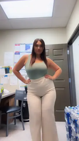 Love/hate these dress pants 🥲 #foryou #outfits #trending #VIRAL  #foryoupage 