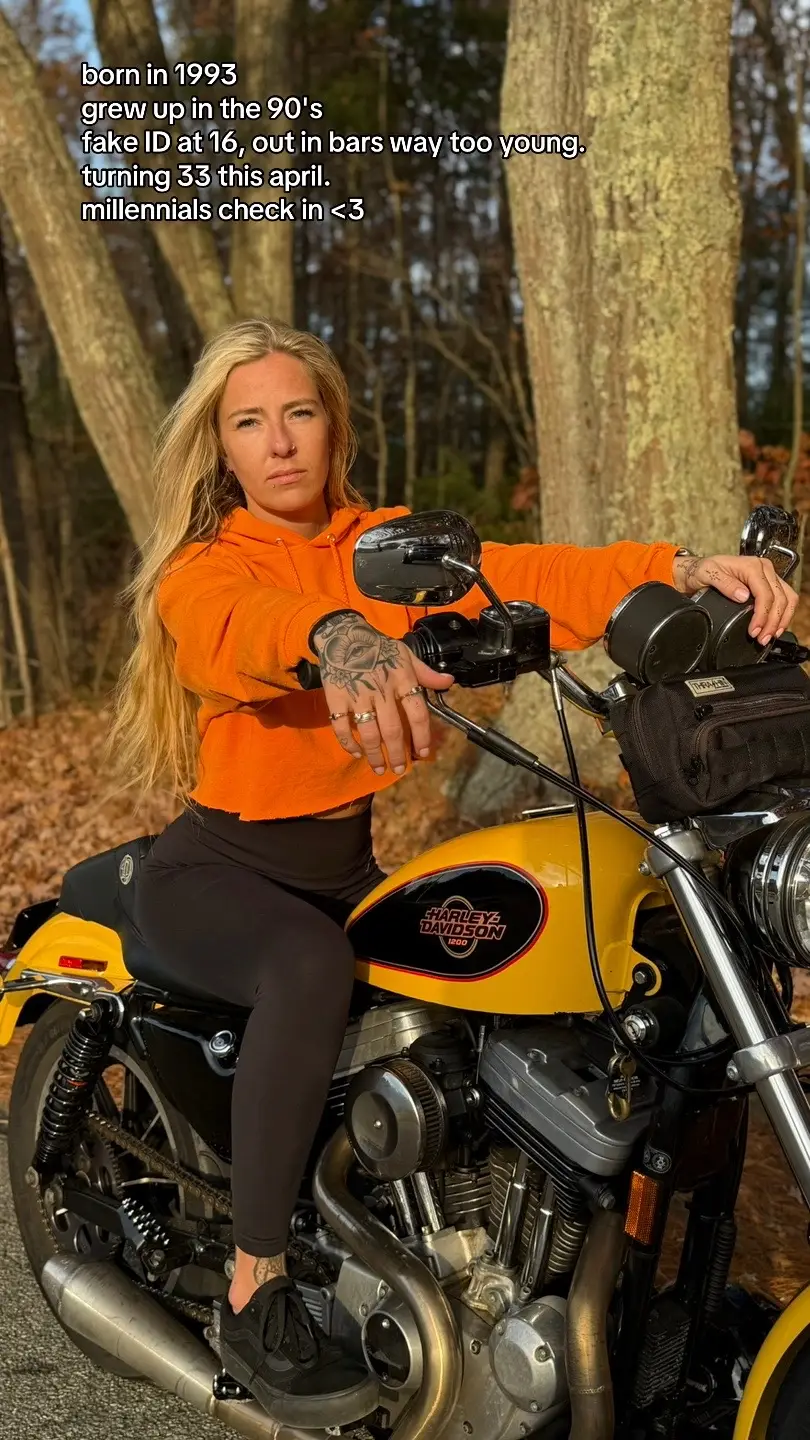 #millennial #girlswithtattoos 