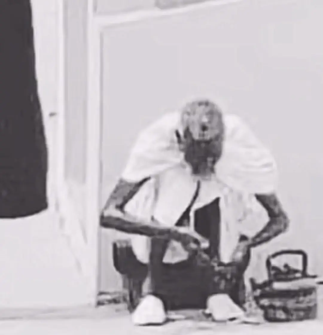 @minute_xassida #صلى_على_رسول_الله_صل_الله_عليه_وسلم #