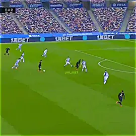 مين يعرف اسم هذا لاعب؟🔥😢.  #كريستيانو #برشلونة #palmer #ميسي #تيم_أيكونز 