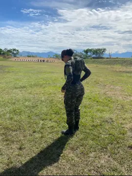 Seguiré avanzando..! 💚🪖        #ejercitonacionaldecolombia 💚 #mujermilitar 💚 #video_viral #CapCut #dragonball 
