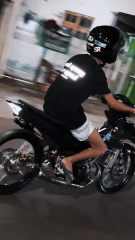 need money for speed, T-shirt by @omoroi.clothing 