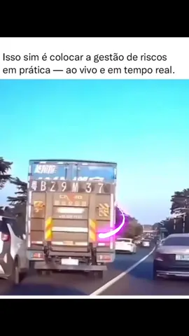 #caminhao #batida #carroluxo #direcao #motorista 