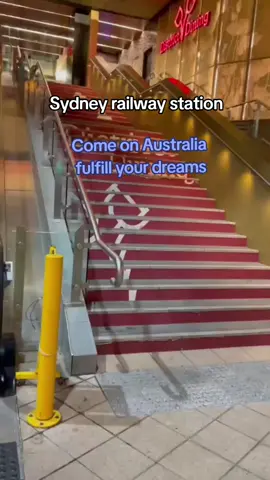 অস্ট্রেলিয়া আসো, পূরন করো তোমার স্বপ্ন। #sydneyrailwaystation  #railwaystation  #australia #foryou  #everyone 