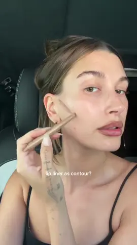 Lip liner as contour? 🤔 using the @rhode skin peptide lip shape in the shade “balance” as a lip liner AND a contour just like Hailey Bieber - I love the result! So easy and effortless ✨ what do you think of this makeup hack? #makeup #makeuptutorial #haileybieber #rhode #contour #makeuphack