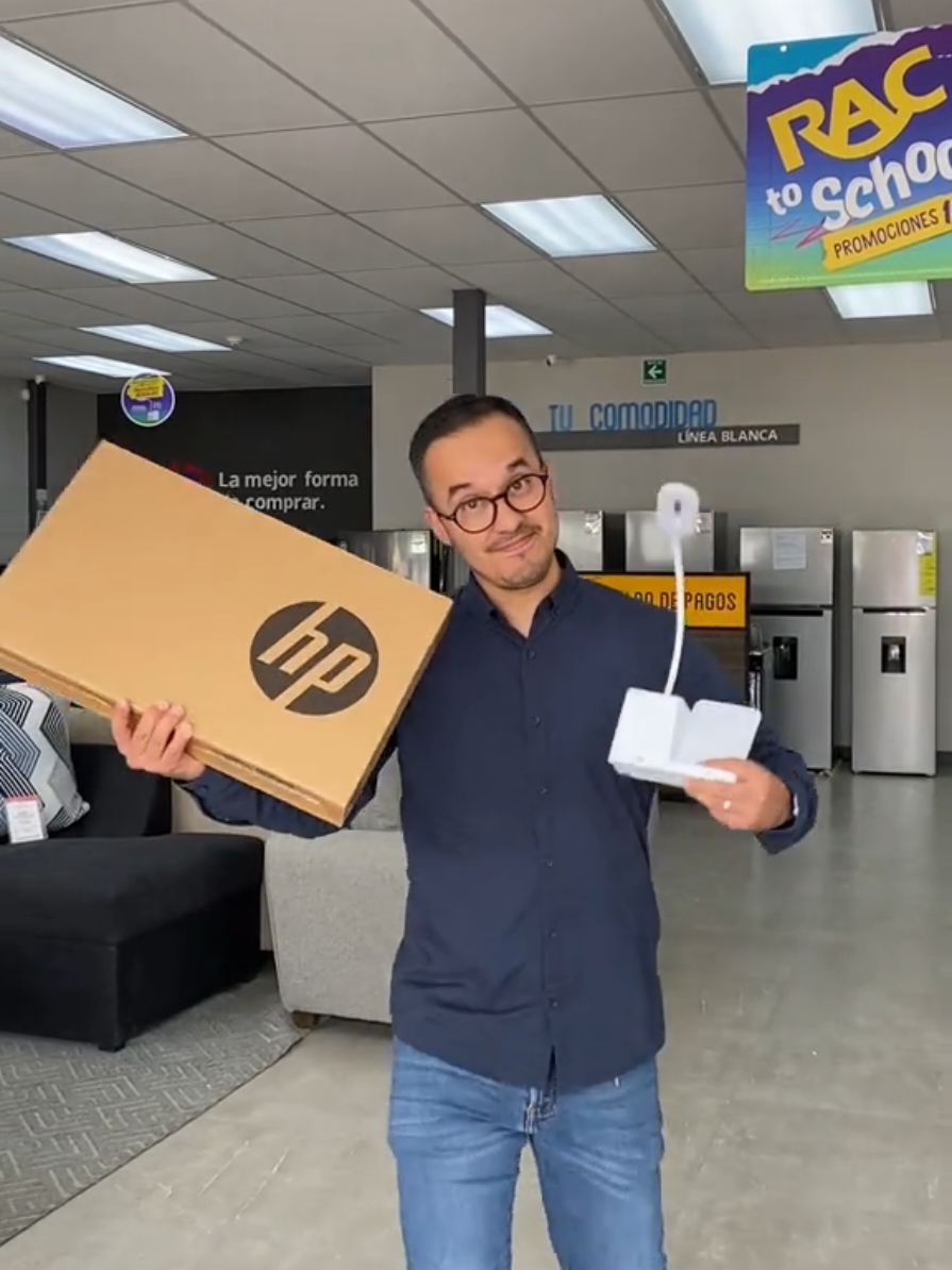 “Yo solo venía a ver…” 👀​ Pero en RAC ¡me llevo hasta lámpara de regalo! 🎁​ ​ ​ #RAC #LaMejorFormaDeComprar  #Fyp #RACPromos  #RegresoAClases ​