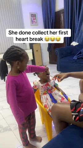 My baby done collect her first heart break 😂😂😂😂😂 #videoviral #fyp #creatorsearchinsight #foryoupage❤️❤️ #1millionviews #biscoitocut 