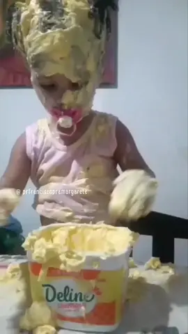 😂👶 Criança sendo criança! 