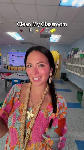 Clean my second grade classroom with me! 🩵 @@Clorox@@Lysol US ##asmr##asmrsounds##cleanwithme#t#teachersoftiktokt#teacher