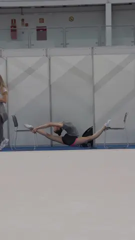 Croatia's reppin' some serious flexibility at the RG Worlds in Rio! 🤯 Who’s brave enough to try and match this bend? 🇧🇷  #RGWorlds2025 #Croatia #riodejaneiro #rhythmicgymnastics #flexible 