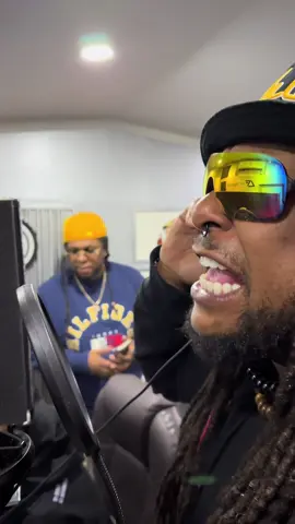 Ante ustedes los HERMANOS PIZARRO están listos @lennoxeldurini ????  #Buaaa & #Mamasita 