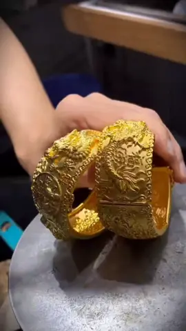 #bracelet #gold #jewellery #handmadejewelry #handmadegifts 