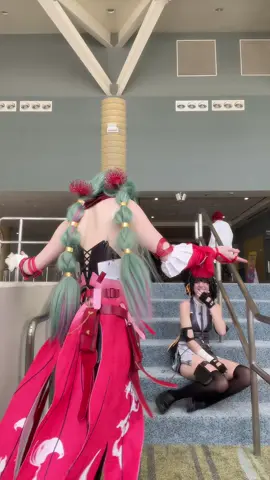 did this actually happen... @˚ʚOpheliaɞ˚ @v / Violet 🕯️ #phrolovacosplay #rovercosplay #wutheringwaves #wuwa #wuwacosplay @♡︎ ale ⋆˙⟡ @poo@ren | mako’s wife 